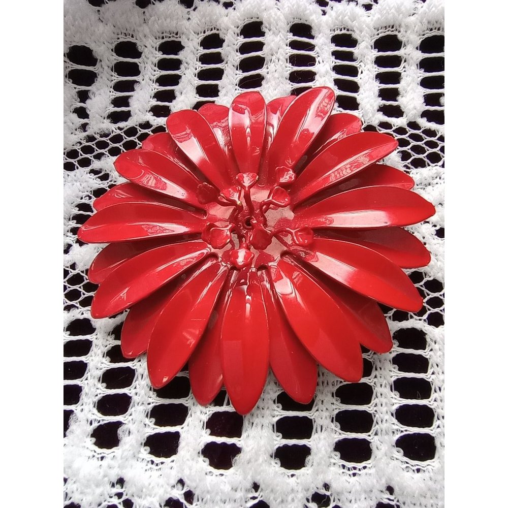 Vintage Red Enamel Metal Flower Brooch Pin